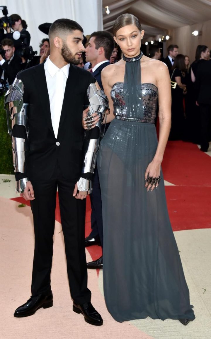 zayn_malik_rex-xlarge_trans++mNxp8vwM9ZpTxbw7o193q1vgESuM19flroJ8SRuByK8